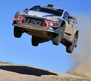 WRC Sardinijos ralis, Thierry Neuville'is ir Nicolas Gilsoulis