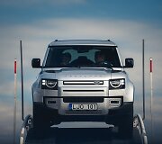 &bdquo;Land Rover&ldquo; bekelės i&scaron;&scaron;ūkis Vilniuje