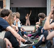 Akimirka i&scaron; pernai depe vykusio Linos Lapelytės performanso