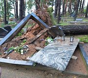 Audros padariniai Panevėžio kapinėse