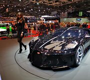 &bdquo;Bugatti&ldquo; Ženevoje pristatė  naują automobilį&bdquo;La Voiture Noire&ldquo; už 11 mln. eurų