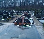 Kartenos, Kretingos rajone, kapinės ėmė skęsti