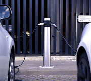 Produkto ir industrinis dizainas, Elektromobilių įkrovimo stotelė