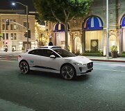 &bdquo;Jaguar Land Rover&ldquo; susivienijo su &bdquo;Waymo&ldquo; &ndash; kurs autonominį elektromobilįĮ