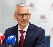 prof. Tomas Jovai&scaron;a