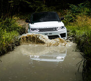 &bdquo;Plug-in&ldquo; hibridas &bdquo;Range Rover Sport&ldquo;