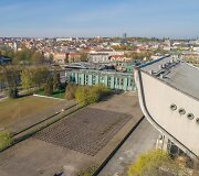 I&scaron;rikiuotos kėdės prie Vilniaus koncertų ir sporto rūmų