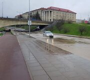 Vilnius, patvinusi Upės gatvė