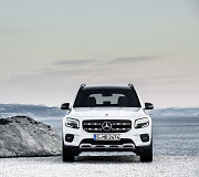 Naujas &bdquo;Mercedes-Benz GLB&ldquo;: kompaktinis SUV, kuriame telpa 7 žmonės