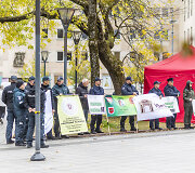 Pareigūnai protestavo prie LR Vyriausybės