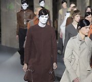 &bdquo;Rick Owens&ldquo; 2016 m. rudens-žiemos kolekcijos modelis