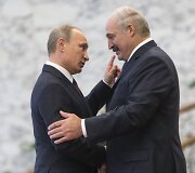 Rusijos prezidentas Vladimiras Putinas ir Baltarusijos prezidentas Aliaksandras Luka&scaron;enka