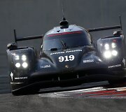 &bdquo;Porsche&ldquo; komandos bandymai Abu Dabyje