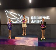 Minske &ndash; lietuvė čiuožėja Agnė Ivanovaitė (de&scaron;inėje) pelnė bronzą