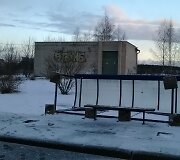Vėjas sugriovė autobusų stotelę Pilaitėje
