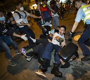Protestuotojų susirėmimas su Honkongo policija