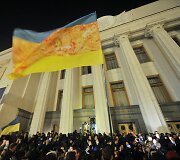 Ukrainos ultranacionalistinio judėjimo &bdquo;Pravyj sektor&ldquo; nariai prie Auk&scaron;čiausiosios Rados