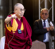 Dalai Lamos paskaita Vilniaus universitete