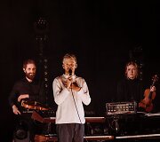 Olafuro Arnaldso koncerto akimirka