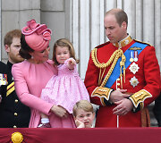 Princas Williamas ir Kembridžo hercogienė Catherine su vaikais Charlotte ir George'u