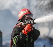 &Scaron;alčininkų rajone, Krakūnų kaime kilęs gaisras sunaikino apie 20 pastatų
