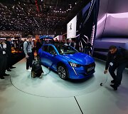 Naujasis &bdquo;Peugeot 208&ldquo; Ženevos automobilių parodoje