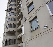 Namas Salomėjos Nėries gatvėje