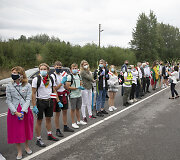 50 tūkstančių žmonių stojo į gyvą grandinę: lietuviai solidarizuojasi su baltarusiais