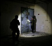 Kaukėti aktyvistai tyrinėja apleistą Honkongo praeitį