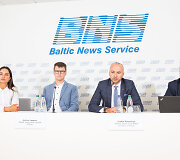 Viltė Sabalienė, Andrius Lapienis, Saulius Petravičius, Mantas Zakarka