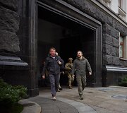 Aktorius Seanas Pennas Ukrainoje