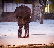 Penktadienio vakaras Vilniuje &scaron;altas ir snieguotas.