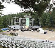 Kalnų parke statoma SEL koncerto scena