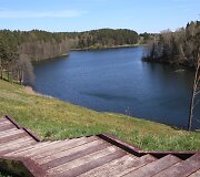 Kačėni&scaron;kės piliakalnio pažintinis takas
