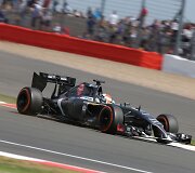 &bdquo;Formulės-1&ldquo; penktadienio treniruotės Silverstone