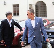 Justinos Kazlauskytės ir Jono Po&scaron;kaus vestuvių akimirka