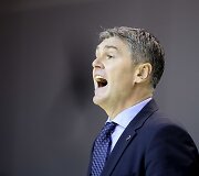 Treneris Ainaras Bagatskis.