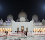 Viena garsiausių mečečių pasaulyje &ndash; &Scaron;eicho Zaedo mečetė Abu Dabyje