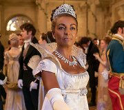 Adjoa Andoh seriale &bdquo;Bridgerton&ldquo;