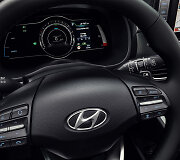 &bdquo;Hyundai&ldquo; pristatė naują elektromobilį &ndash; &bdquo;Kona Electric&ldquo;