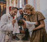 Lino ir Irmos Adomaičių dukros Saulės krik&scaron;tynų akimirka