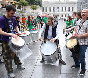 &bdquo;Drum2gether&ldquo; akimirka