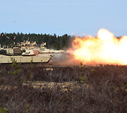 Karinės pratybos su JAV kariuomenės tankais &bdquo;Abrams&ldquo;