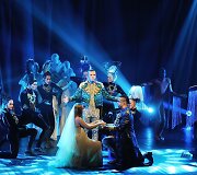 Akimirka i&scaron; miuziklo &bdquo;Eglė žalčių karalienė &Scaron;iauliuose
