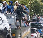 Tūkstančiai gyventojų sprunka i&scaron; pietinio Filipinų regiono
