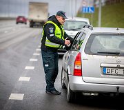 Kelių policijos dieninis reidas Vilniaus vakariniame aplinkkelyje