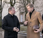&Scaron;alia Vilniaus Karolini&scaron;kių gimnazijos atidaryta nauja mažoji futbolo aik&scaron;tė
