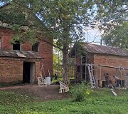 Horomanskiai XIX a. dvaro sodybą verčia savo namais