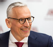 prof. Tomas Jovai&scaron;a