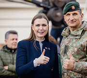 Dovilė &Scaron;akalienė, Raimundas Vaik&scaron;noras